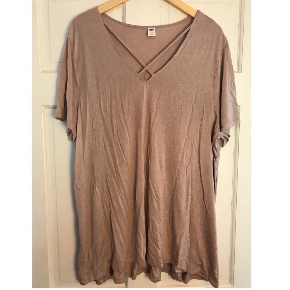 Old Navy XXL v-neck top